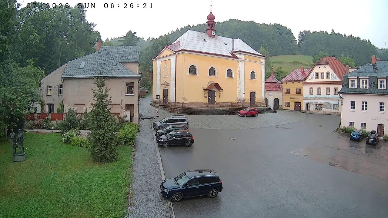 Malé Svatoňovice náměstí